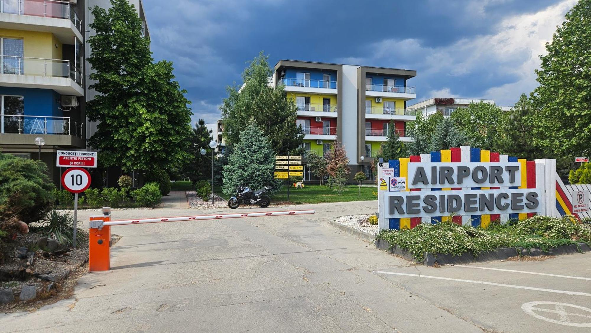 Airport Residence 3 Отопени Екстериор снимка